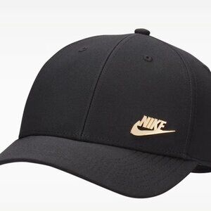 Nike Dri-FIT Club Cap Structured Metal Logo Black Gold Size S/M FB5371-011